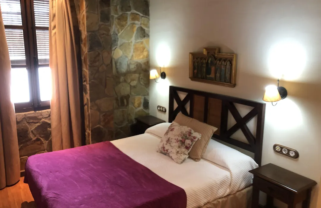 Hostal Dosca-1